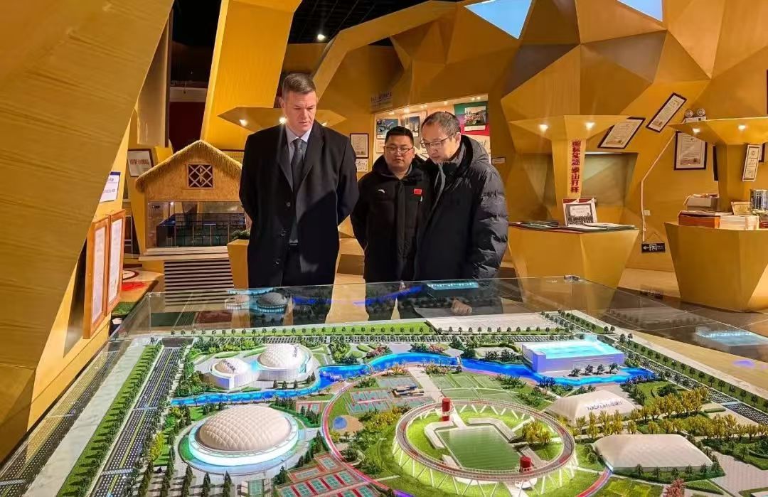 国际柔道联合会副主席卡洛斯·艾力克莅临2025世俱杯官方体育参观交流